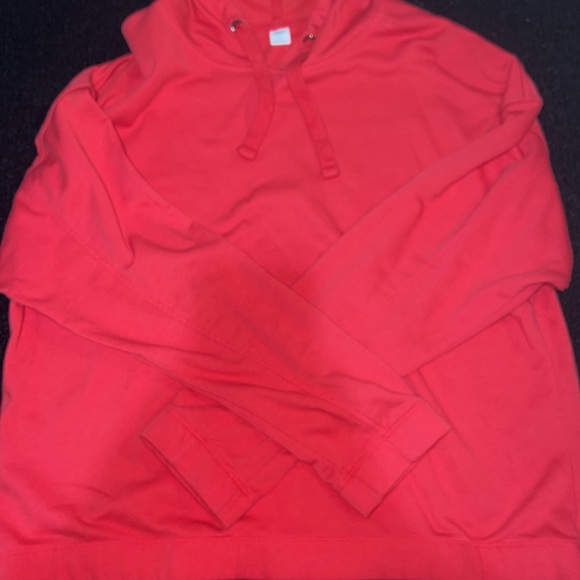 Old navy active pullover - Picture 2 of 2